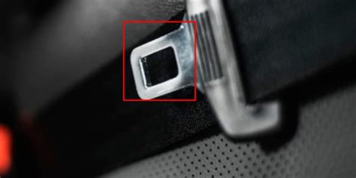 Do seat belts lock when airbags deploy?